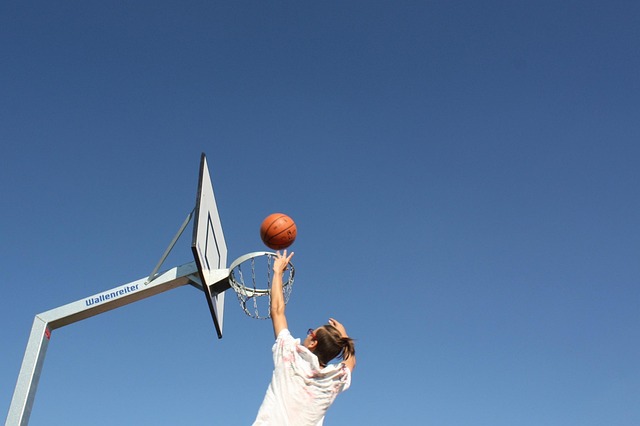 Tekniske detaljer og taktiske nuancer i basketball på højt niveau